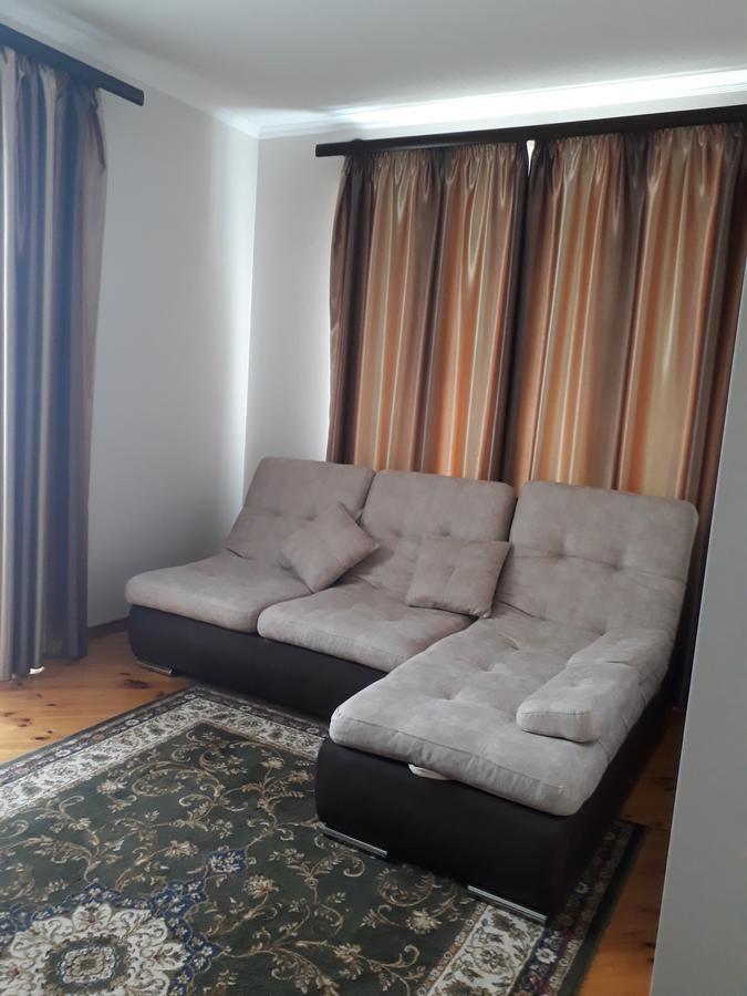 Uyut Hotel Chernihiv Exterior photo